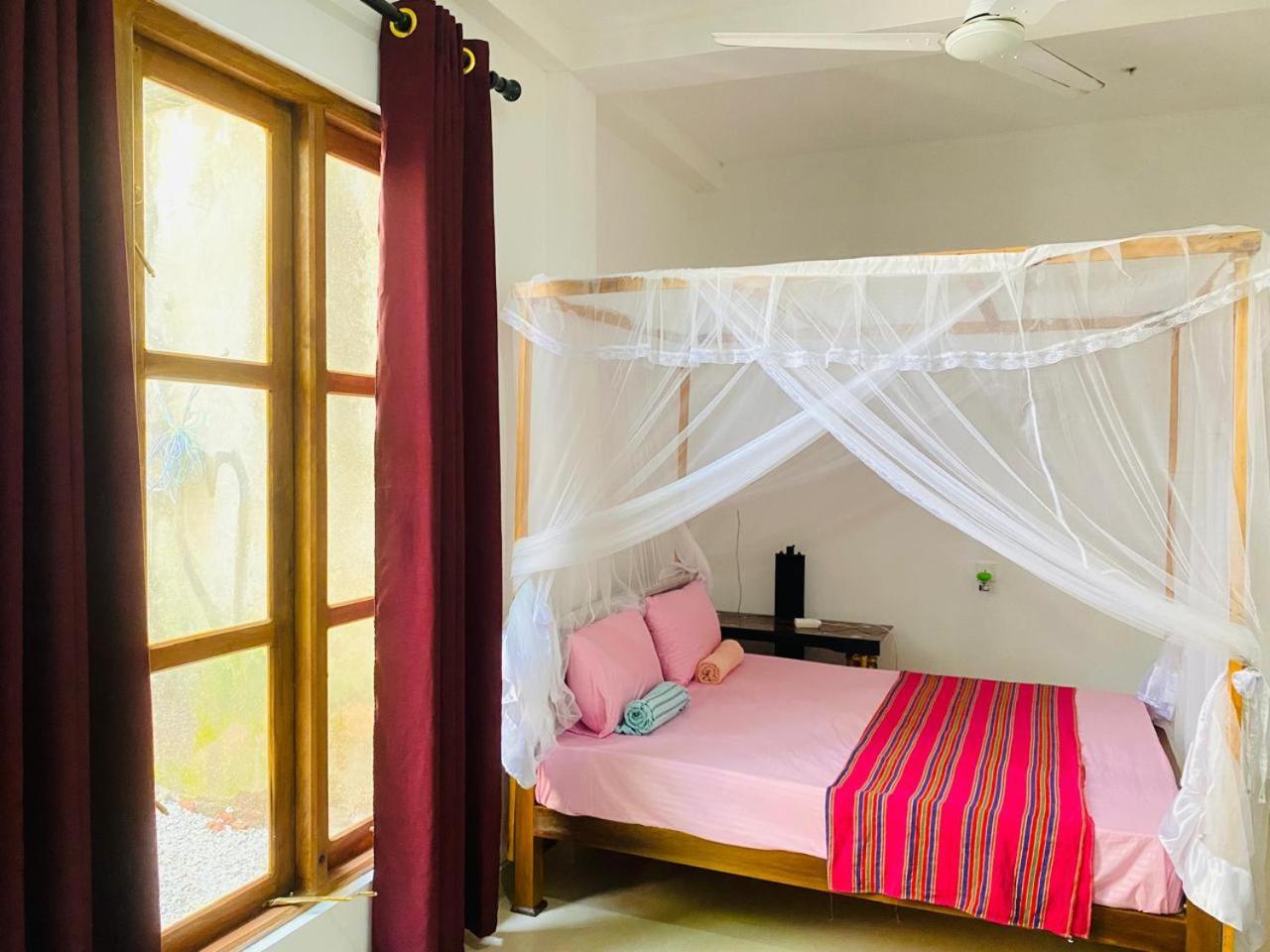 Pradeep Guest House Mirissa Exterior photo